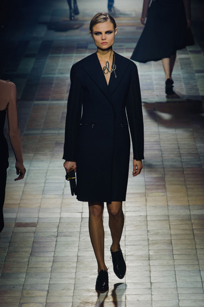 Lavin กับโชว์ ฤดู Fall 2013 - แฟชั่น - แฟชั่นดารา - เทรนด์ใหม่ - เคล็ดลับ - ทรงผม - อินเทรนด์ - ความงาม - แฟชั่นวัยรุ่น - แฟชั่นคุณผู้ชาย - รองเท้า - แฟชั่นโชว์
