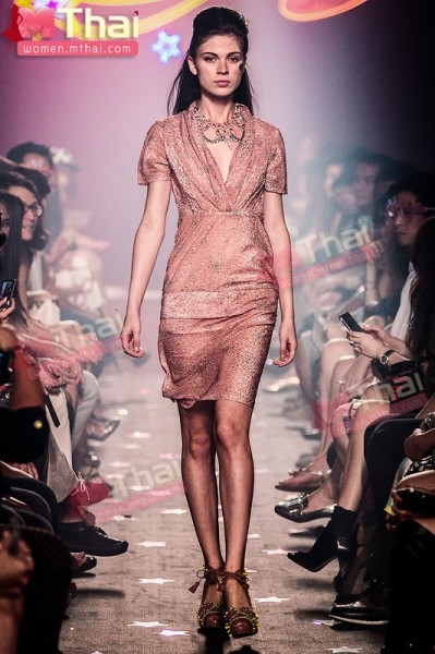 แฟชั่นโชว์  Kloset Inspiration AW 2013 แรงบันดาลใจจาก  Super Nova