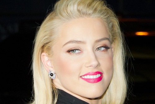 The Hottest Hot Pink Lips - เครื่องสำอาง - ลิปสติก - Celeb Style