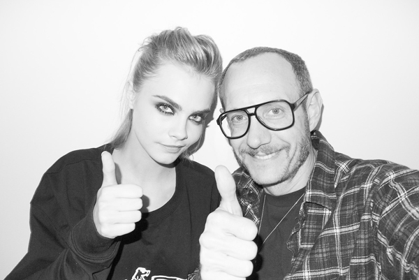 Cara Delevingne Quậy Tưng Bừng Trước Ống Kính Của Terry Richardson [PHOTOS] - Cara Delevingne - Terry Richardson - Hình ảnh - Sao
