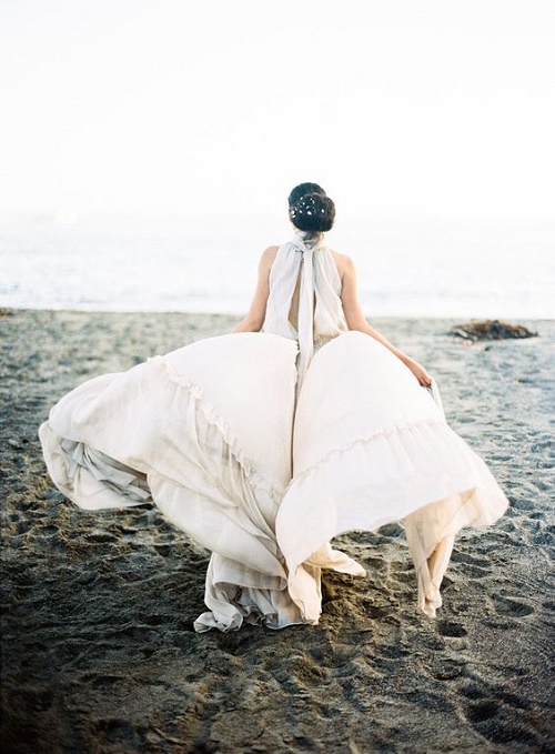 beach wedding dress - beach wedding dress - ชุดแต่งงาน - ไอเดีย - เทรนด์ใหม่ - อินเทรนด์ - เทรนด์แฟชั่น - การแต่งตัว - แฟชั่นคุณผู้หญิง - แฟชั่น