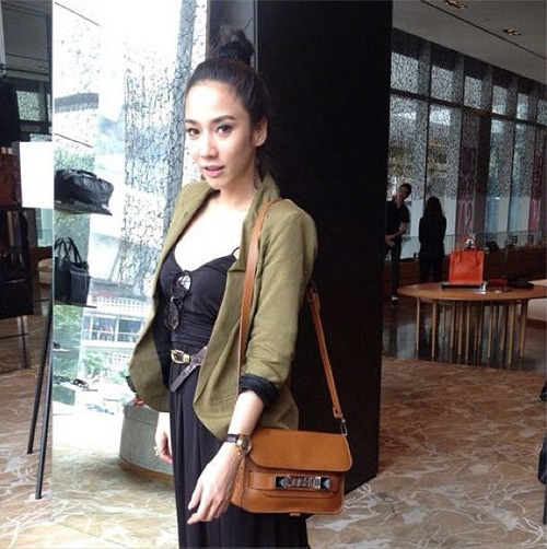 สวยเป๊ะทุกวัน กับ อั้ม พัชราภา - อั้ม พัชราภา - แฟชั่นคุณผู้หญิง - Celeb Style