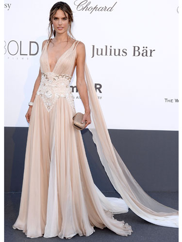 จากงานพรมแดง Cannes 2013 - แฟชั่น - แต่งหน้า - แฟชั่นคุณผู้หญิง - แฟชั่นดารา - เคล็ดลับ - เทรนด์ใหม่ - อินเทรนด์ - ความงาม - นางแบบ - ทรงผม - Celeb Style - แฟชั่นวัยรุ่น - แฟชั่นโชว์ - นิตยสาร