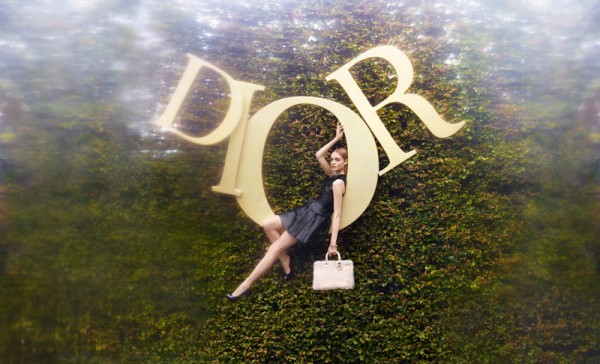 Dreamy and Fantastic Shoots for Dior 'An Exceptional Christmas' Catalogue [PHOTOS] - Dior - Fashion - Fashion News - Designer - Photo