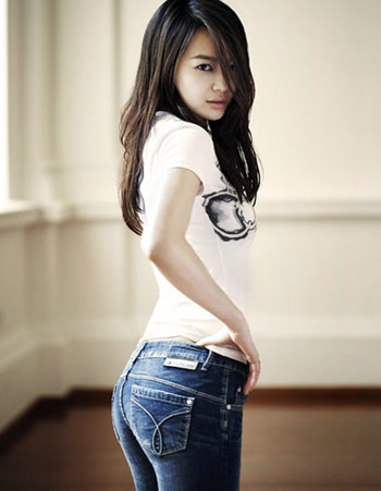 "ชินมินอา"ใส่ยีนส์สวยที่สุด - นางแบบ