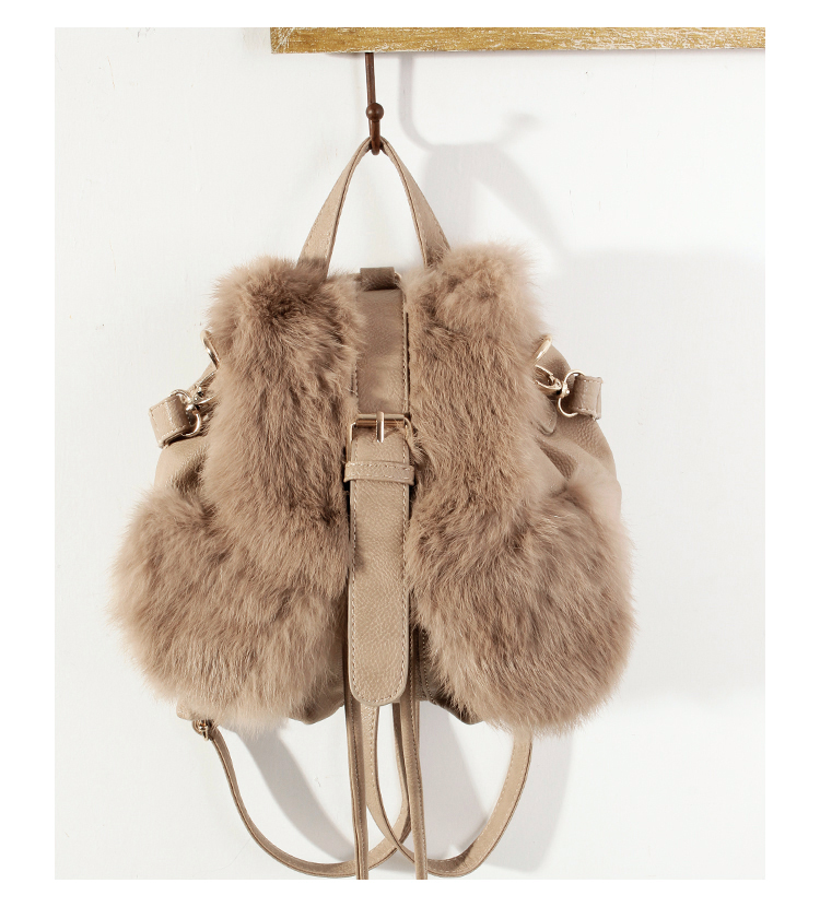 Fur Bags กระเป๋าขนสัตว์ สุดหรูหรา น่าเป็นเจ้าของ!! - แฟชั่นกระเป๋า - กระเป๋าขนสัตว์ - Fur Bags - แบบกระเป๋า - กระเป๋าขนสัตว์แท้ - ขนสัตว์เทียม