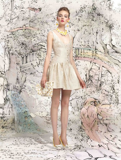 แต่งกายชวนฝัน กับคอลเลกชั่นท้าแดดจาก REDValentino สวยไม่จำเจ!! - คอลเลกชั่นเสื้อผ้า - REDValentino - การแต่งตัว - แฟชั่นหน้าร้อน - ชุดเดรสหรูหรา - แฟชั่นคุณผู้หญิง