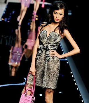 Christian Dior’s Fashion Show - แฟชั่น - แฟชั่นคุณผู้หญิง - Christian Dior