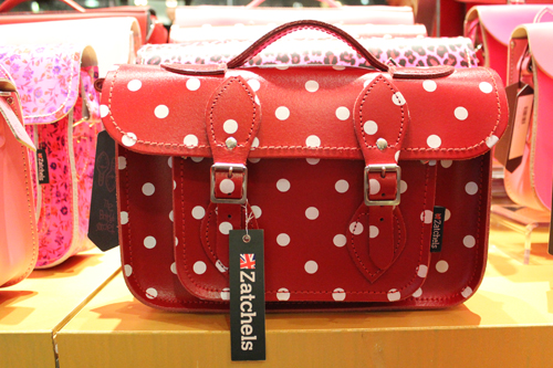 กระเป๋าทรง Satchel  มีเสน่ห์สุดคลาสสิก สไตล์อังกฤษ