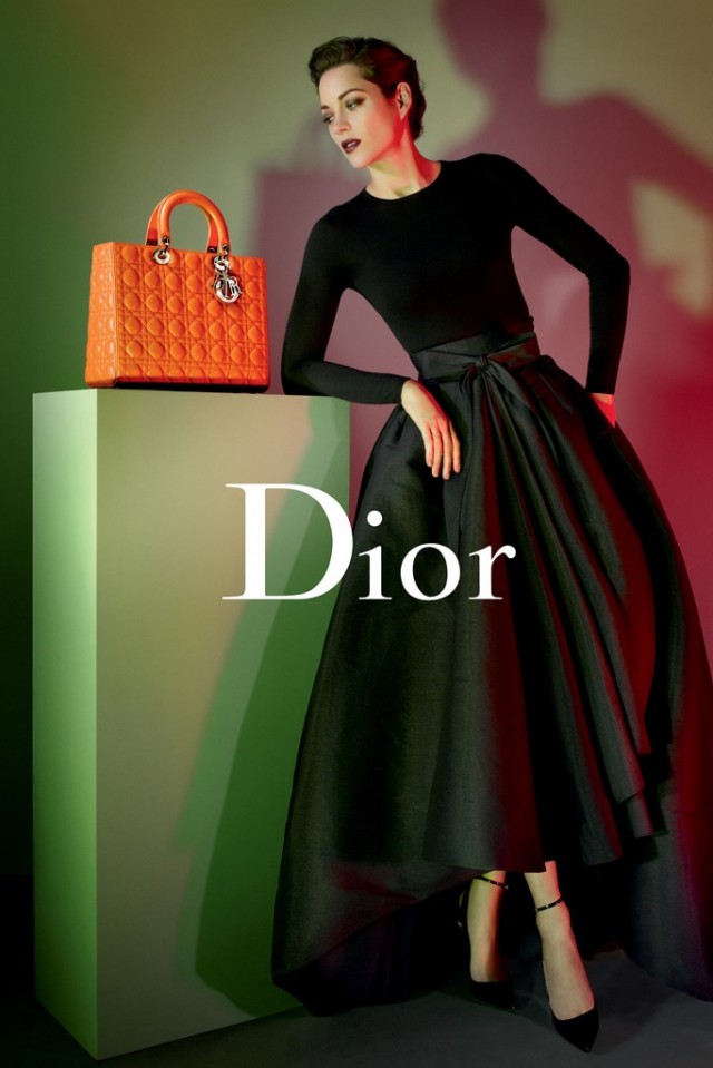 แฟชั่นใหม่จาก DIOR - แฟชั่น - แต่งหน้า - แฟชั่นคุณผู้หญิง - แฟชั่นดารา - เทรนด์ใหม่ - อินเทรนด์ - นางแบบ - Celeb Style - ความงาม