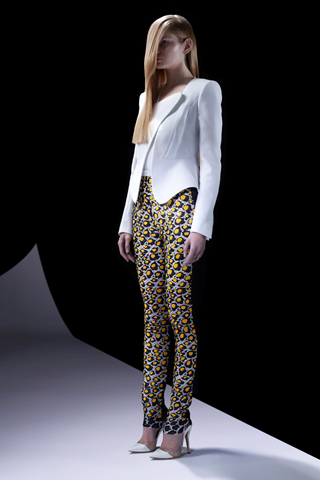 Độc đáo BST thời trang mới nhất của Mugler tại Resort 2013 - Bộ sưu tập - Thời trang nữ - Mugler - Nhà thiết kế - Trình diễn thời tran