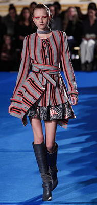 แรงบันดาลใจจาก แฟชั่น FALL 2011 - แฟชั่น - แฟชั่นโชว์ - อินเทรนด์ - เทรนด์ใหม่ - ดีไซเนอร์ - แฟชั่นคุณผู้หญิง