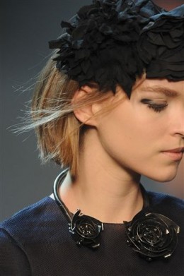 เก็บตกจากงาน Paris Fall 2011 ในลุคที่ดีที่สุด - อินเทรนด์ - แต่งหน้า - แฟชั่น - เทรนด์ใหม่ - ความงาม - นางแบบ