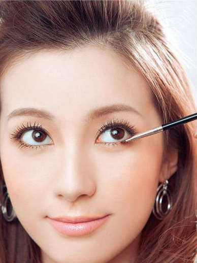 แต่งหน้าใสๆ ลุคน่ารักสบายๆ ให้สวยได้ทุกวัน! - แต่งหน้า - การแต่งหน้า - แต่งหน้าใสๆ - เมคอัพ - แต่งหน้าสวย - การแต่งหน้า