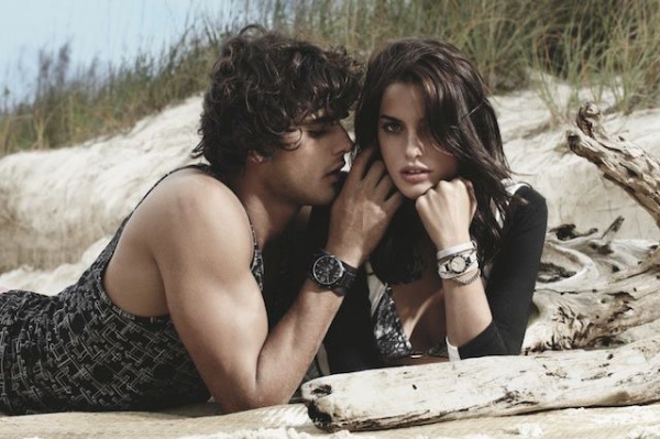 Marlon Teixeira tham gia chiến dịch quảng cáo đồng hồ Armani Exchange Xuân / Hè 2013. - Armani Exchange - Đồng hồ - Xuân / Hè 2013 - Marlon Teixeira
