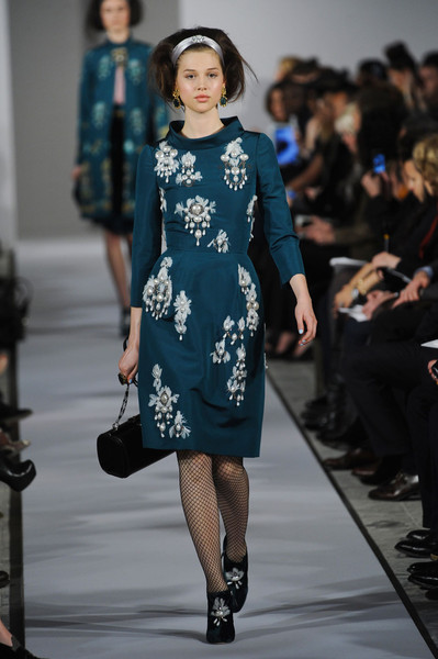 งามสง่าหรูหรากับ Oscar de la Renta Fall 2012 - Oscar de la Renta - แฟชั่นคุณผู้หญิง - แฟชั่นโชว์