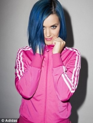Katy Perry khoe thân hình săn chắc trong QC "All in One" của Adidas [Video] - Thời trang nữ - Bộ sưu tập - Nhà thiết kế - Sao - Quảng cáo - Video - Katy Perry - Adidas - "All in One" - Thời trang thể thao