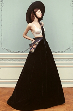 BST Xuân 2013 đẹp thanh khiết từ Ulyana Sergeenko - Thời trang nữ - Bộ sưu tập - Nhà thiết kế - Thời trang - Xuân 2013 - Ulyana Sergeenko