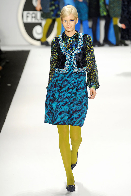 แฟชั่นใหม่ของ Anna Sui - นางแบบ - อินเทรนด์ - แฟชั่น - แฟชั่นคุณผู้หญิง - แฟชั่นวัยรุ่น - ไอเดีย - แฟชั่นโชว์ - เดรส