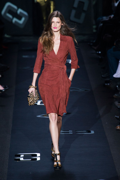 Tinh tế và quyến rũ cùng BST Thu 2013 từ Diane von Furstenberg - Thời trang nữ - Bộ sưu tập - Nhà thiết kế - Thời trang - Thu 2013 - Diane von Furtenberg