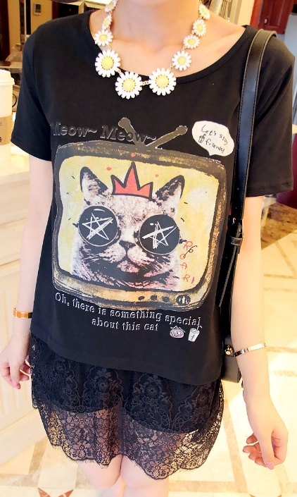 เรียบง่าย แฟชั่นเสื้อยืด ใส่สบายๆ แม้ยามฝนตก - การแต่งตัว - แบบเสื้อยืด - แฟชั่นเสื้อยืด - เสื้อยืดใส่สบาย - แบบเสื้อยืดลายน่ารัก - แต่งตัวสไตล์เสื้อยืด