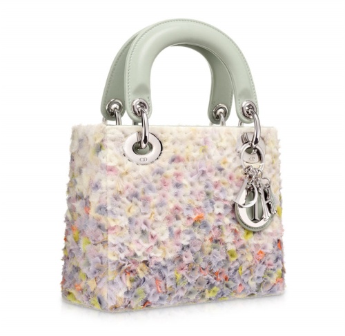 Nữ tính cùng BST Micro Bag của Dior - Thời trang nữ - Bộ sưu tập - Nhà thiết kế - Thời trang - Túi xách - Lady Dior - Micro