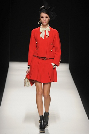 Moschino Collection Fall 2012 Ready to Wear - Moschino - แฟชั่นคุณผู้หญิง - แฟชั่นโชว์
