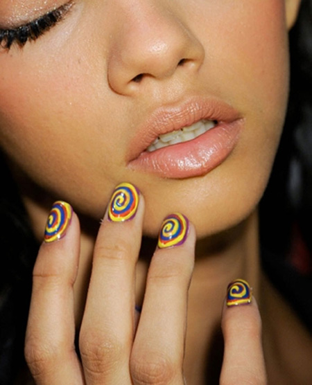 Những kiểu nail sẽ thống trị thế giới thời trang Thu/Đông 2012 - xu hướng - Thời trang nữ - Tư vấn - Thu/Đông 2012 - Trang trí móng