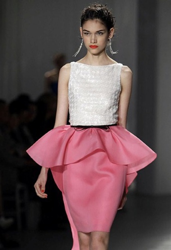 กระหน่ำโชว์สีสันสดใส-ไฮเทคโนโลยี ณ นิวยอร์ก แฟชั่นวีก 2012 - แฟชั่นคุณผู้หญิง - แฟชั่นโชว์ - นิวยอร์กแฟชั่นวีก