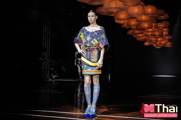 แฟชั่นโชว์  “DIWALI  NIGHT” เทศกาลแห่งแสงสะท้อนวัฒนธรรม - แฟชั่นโชว์ - DIWALI NIGHT - ISSUE AUTUMN - เทศกาลแห่งแสง