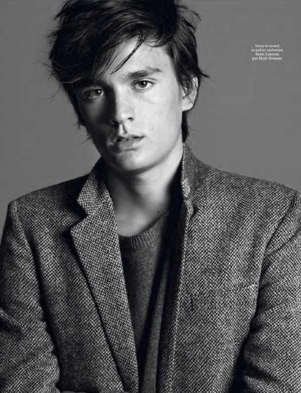 Alain Fabien Delon chụp ảnh với đôi mắt buồn miên man trên tạp chí Vogue Hommes - Alain Fabien Delon - Vogue Hommes - Phong Cách Sao - Thời trang - Hình ảnh - Thư viện ảnh