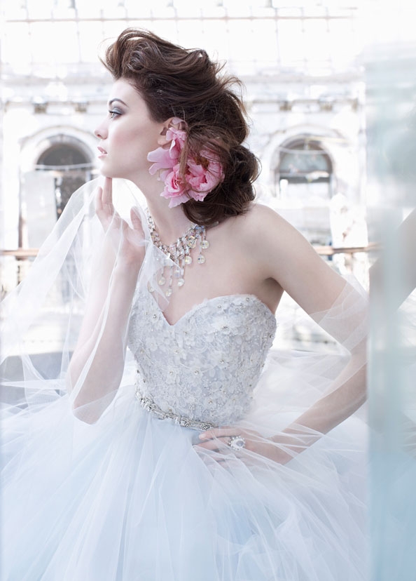Đẹp với áo cưới Lazaro - Lazaro - Áo Cưới - Bộ sưu tập - Nhà thiết kế