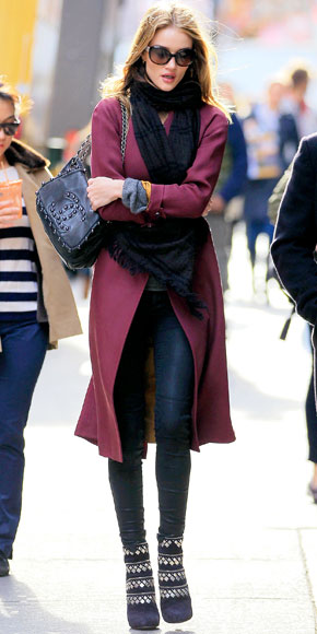 Celeb Styl this winter: Friend with Stylish Boots - Women's Wear - Shoes - Boots - Celeb style