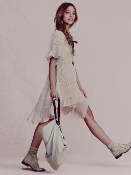 Free People April 2011 Lookbook - Fashion - Women's Wear - Sasha Pivovarova - Free People