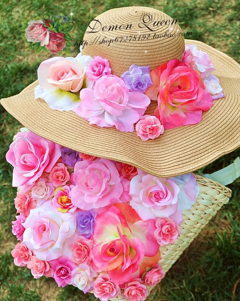 แฟชั่นกระเป๋าประดับดอกไม้ สีสันสดใส สวยน่ารัก รับซัมเมอร์ !! - แบบกระเป๋า - แฟชั่นกระเป๋า - กระเป๋าเดินชายทะเล - กระเป๋าประดับดอกไม้