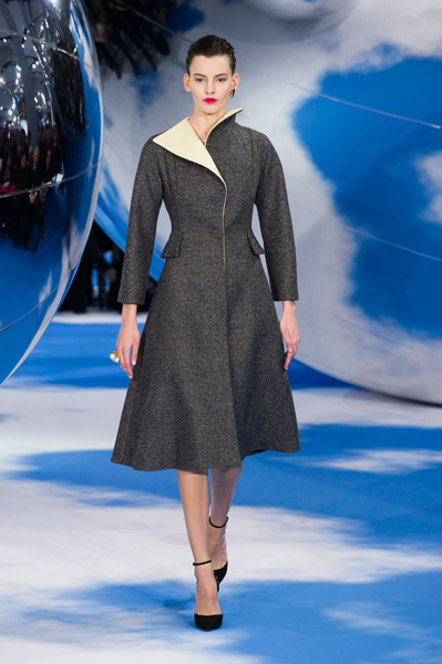 คอลเลคชั่นล่าสุดจาก Dior - แฟชั่น - แฟชั่นคุณผู้หญิง - เคล็ดลับ - เทรนด์ใหม่ - อินเทรนด์ - ความงาม - เครื่องสำอาง - แฟชั่นโชว์