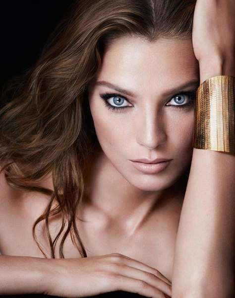 Daria Werbowy quảng cáo BST phấn mắt Hypnotic Eyes của Lancome - Daria Werbowy - Lancome - Người mẫu - Bộ sưu tập - Xuân 2014 - Mỹ phẩm