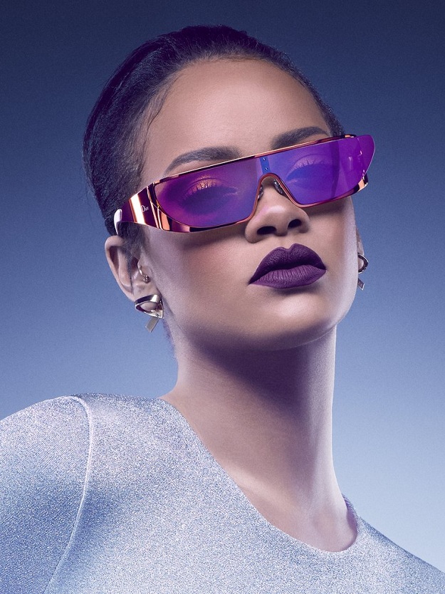 Rihanna X Dior กับคอลเลคชั่นแว่นกันแดดสุดล้ำ - แฟชั่น - Rihanna - Dior - Dior Sunglass - Celeb Style - คอลเลคชั่น - แฟชั่นผู้หญิง - เทรนด์ใหม่ - แว่นตา - Christian Dior