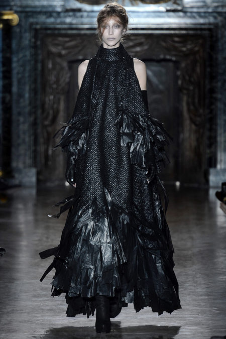 BST Thu 2013 cực độc đáo từ Gareth pugh - Thời trang nữ - Bộ sưu tập - Nhà thiết kế - Thời trang - Thu 2013 - Gareth Pugh