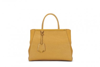 กระเป๋าใบหรู Fendi  เอาใจสาวไทยกระเป๋าหนัก! - กระเป๋า - แบบกระเป๋าหรู - Fendi - กระเป๋าโท้ท - toto bag - กระเป๋าใบหรู