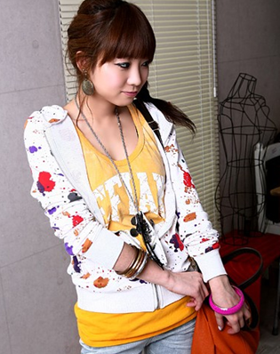 เสื้อยืดมิกซ์แอนด์แมซ ใส่สวยเก๋ - อินเทรนด์ - แฟชั่นคุณผู้หญิง - แฟชั่นวัยรุ่น