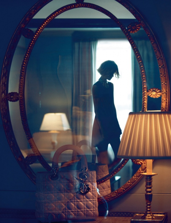 Mirte Maas lung linh mờ ảo trên tạp chí Dior. [PHOTOS] - Mirte Maas - Thư viện ảnh - Tin thời trang - Dior
