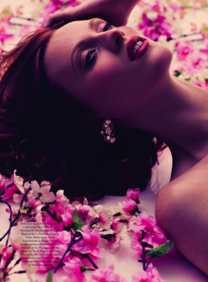 Karen Elson hóa công chúa hoa ngọt ngào trên Harper's Bazaar [Photos] - Thời trang nữ - Người mẫu - Hình ảnh - Karen Elson - Tạp chí thời trang - Harper's Bazaar