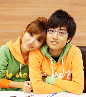 เสื้อกันหนาวเป็นคู่