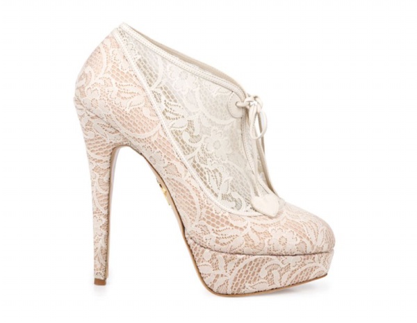 BST Runaway Bride Hè 2013 của Charlotte Olympia. - Nhà thiết kế - Thời trang cưới