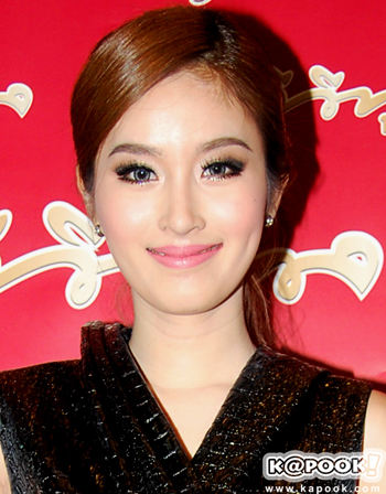 แบบทรงผมสวยสำหรับสาว ๆ ได้ทำยามมีนัด - แบบผม - ทรงผมสวย - ผมรวม - ผมมวย