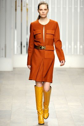 Knee-High Boot: New Trend for Autumn/Winter 2011-12