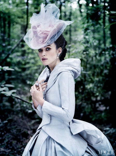 Keira Knightley Elegant in Vogue's October Issue - Keira Knightley - Vogue October - Fashion Magazine - Fashion