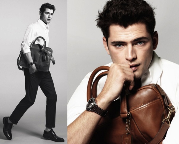 Sean O’Pry & Simon Nessman trong chiến dịch quảng cáo túi xách Coach Hè 2013. - Coach - Hè 2013 - Túi xách - Phụ trang