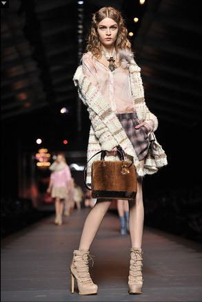 Dior Show Looks Past Galliano, Evokes Fashion Label's History - Christian Dior - John Galliano